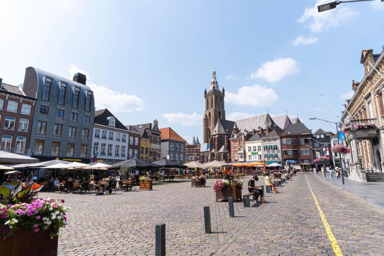 Het Arresthuis Ruremonde Extérieur photo The Grote Markt